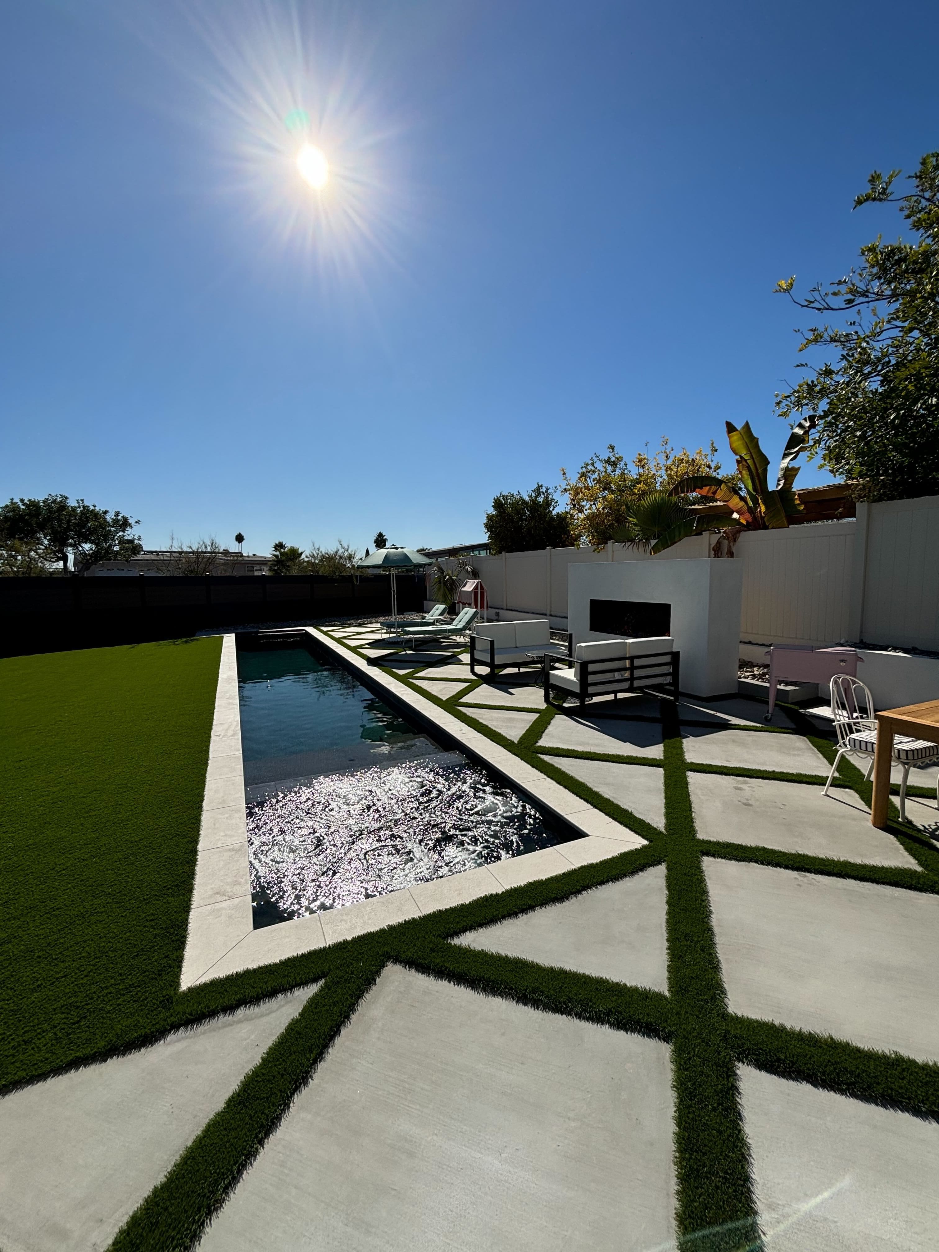Custom luxury swimming pool designed and built by Abshire Brothers Lawn & Landscape in Rayne, Louisiana